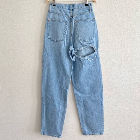 Urban Outfitters BDG High Rise Baggy Jeans Light Wash Destroyed Size 25 - Picture 6 of 15